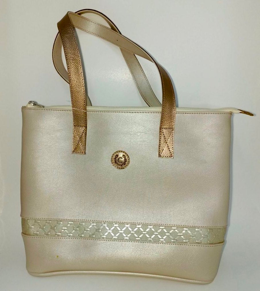 CARTERAS VESTIR DORADO MODELO GF38