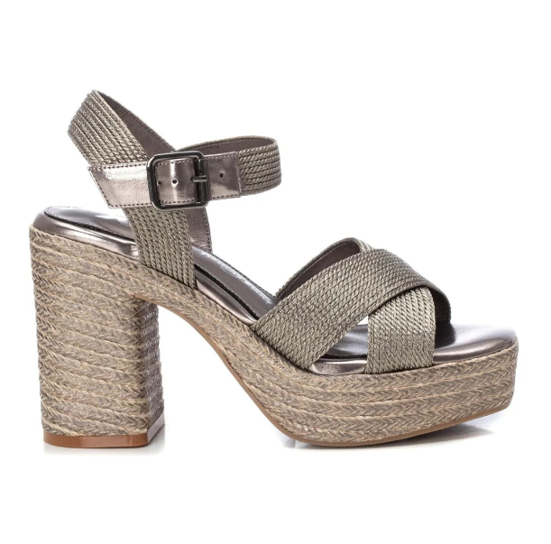 SANDALIA DE TACON COLOR PLOMO MODELO 142742