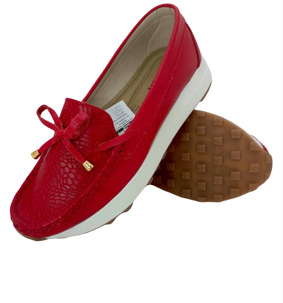 MOCASINES CONFORT CERERE DAMA COLOR ROJO MODELO 2829