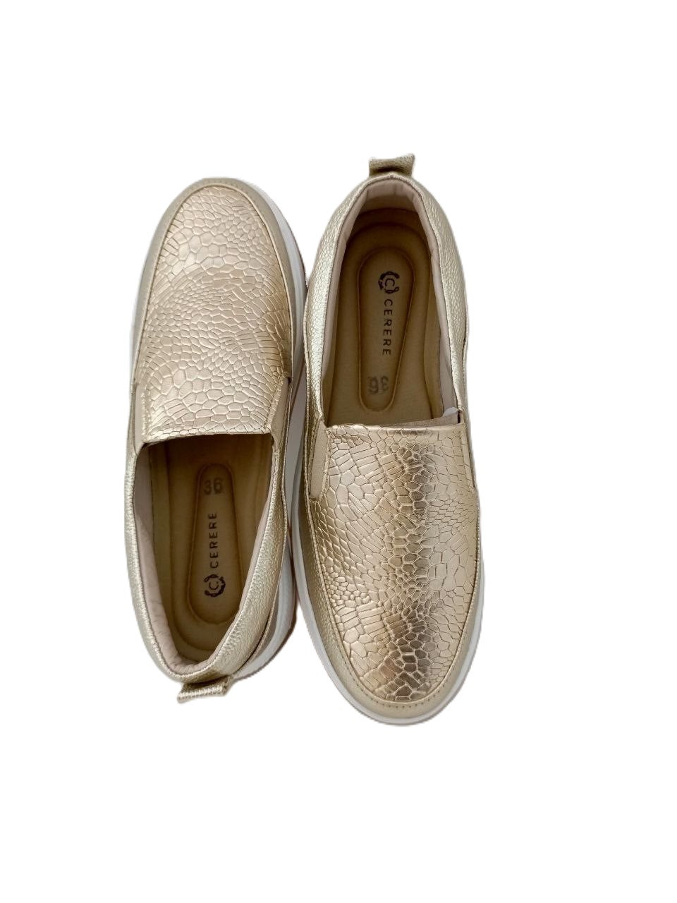 MOCASIN DAMA DORADO MODELO M2002