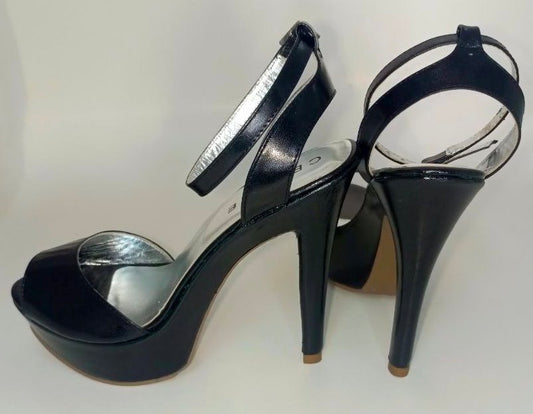 SANDALIA DE TACON  NEGRO MODELO 2900