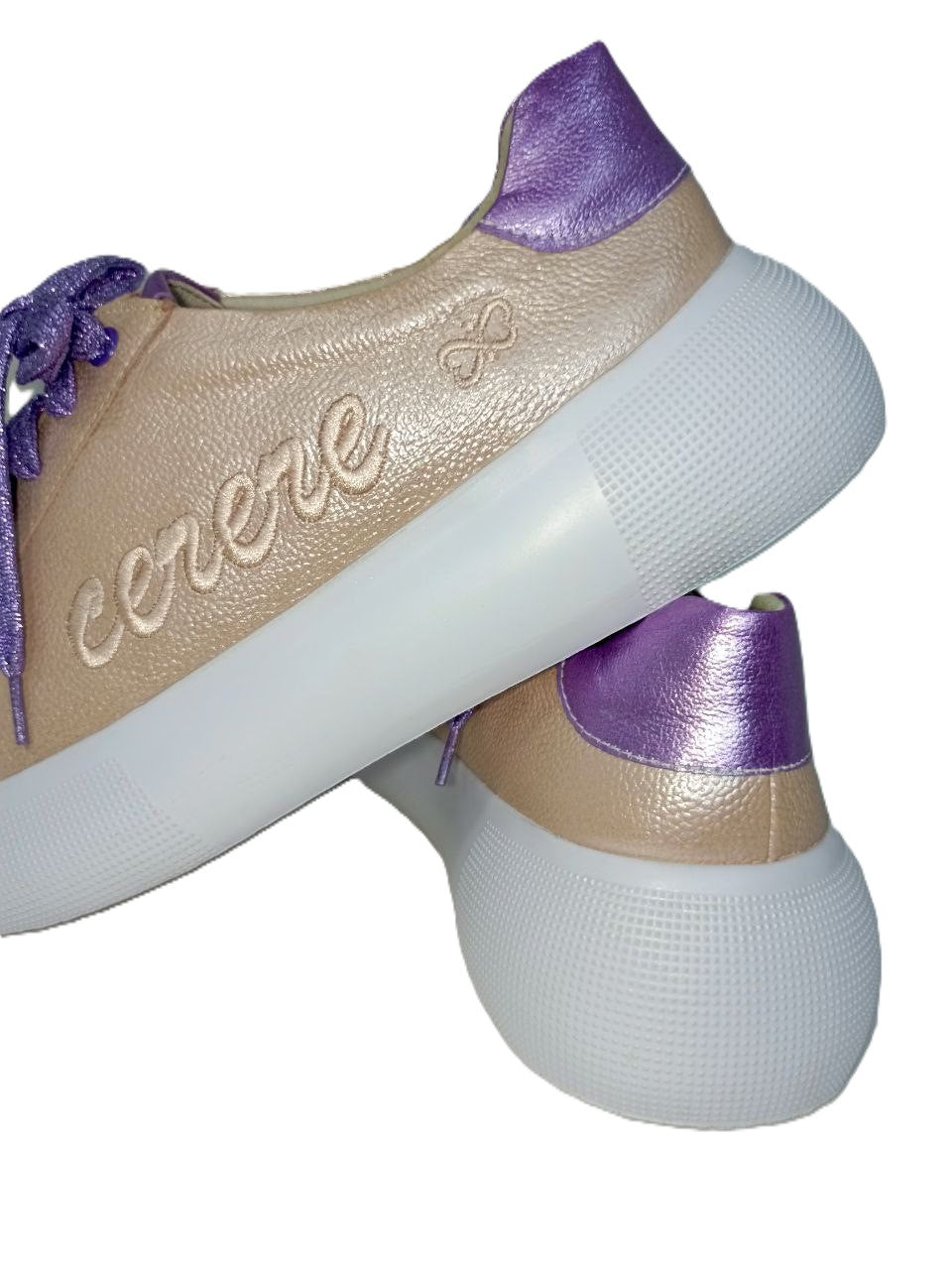 Zapatillas Deportivas Elegantes para Mujer en Oro Rosa con Detalles Lila - Modelo 4824