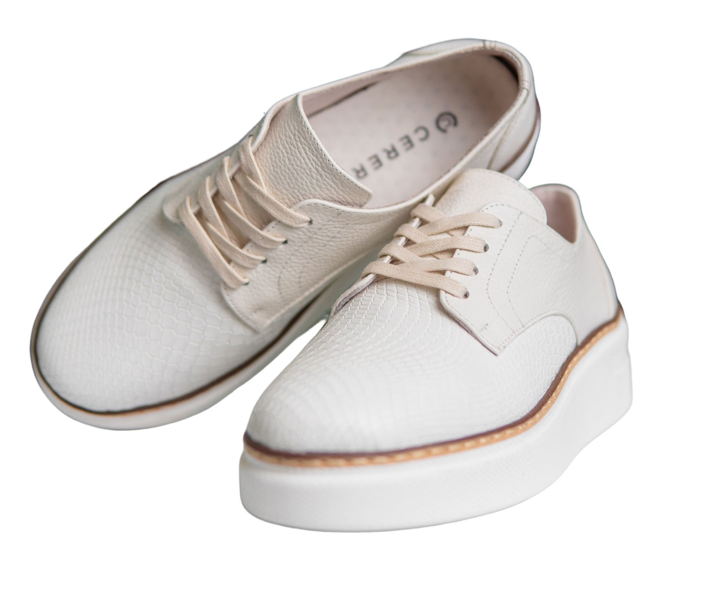 Zapatos Deportivos Casual para Dama en Cuero Blanco con Suela Gruesa Modelo Derby