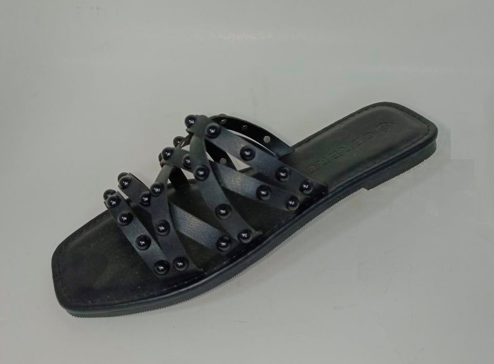 Sandalias Elegantes de Cuero Negro para Dama - Modelo QD56 con Tiras y Tachuelas Negro / 35 / Cuero