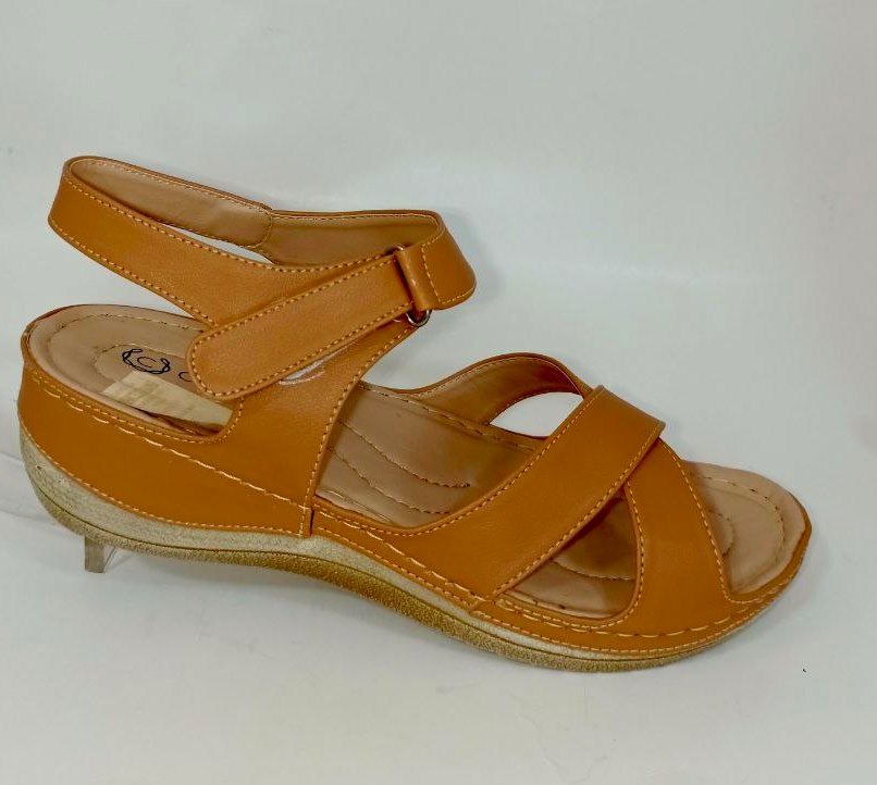 Sandalias Elegantes y Confortables para Dama en Color Amaretto - Modelo X614