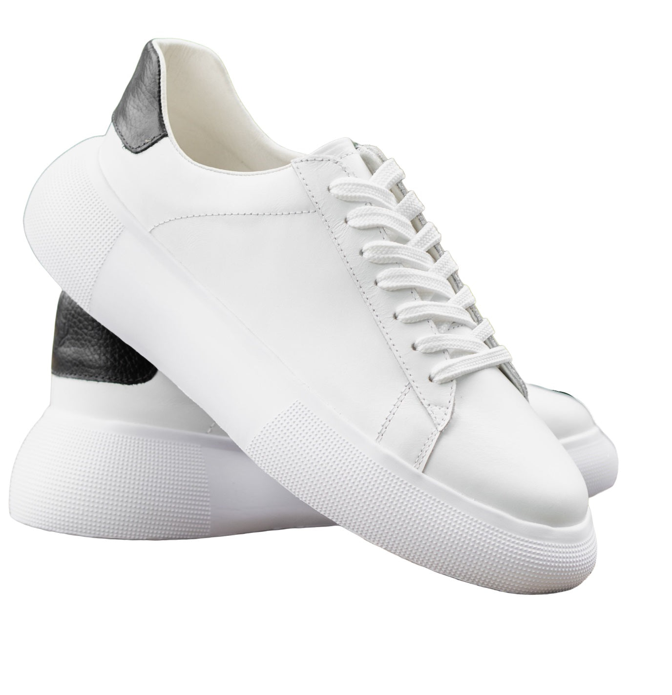 Zapatillas Urbanas Blancas para Hombre Modelo 1007 - Deportivas y Cómodas