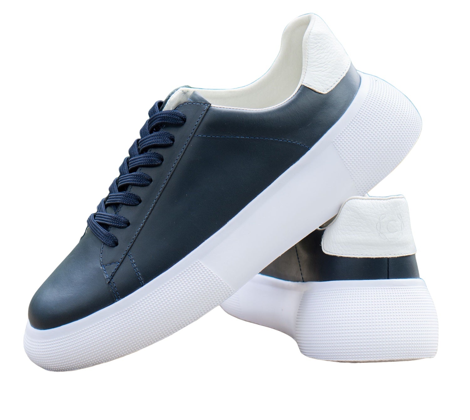 Zapatillas Deportivas Modernas para Hombre en Azul Marino - Modelo 1007 con Detalles Blancos