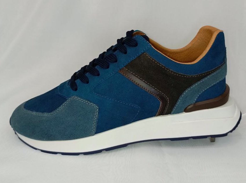 Zapatillas Elegantes para Hombre en Ante Azul Marino y Marrón - Modelo 1026