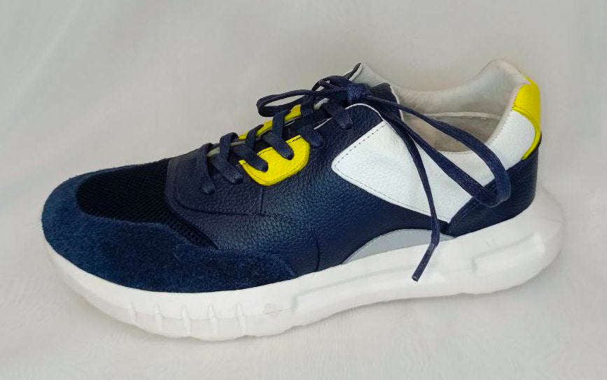 Zapatos Deportivos para Hombre en Azul Marino con Detalles Amarillos y Beiges - Modelo JACOS, Comodidad y Estilo para Todos los Días