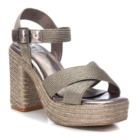 SANDALIA DE TACON COLOR PLOMO MODELO 142742