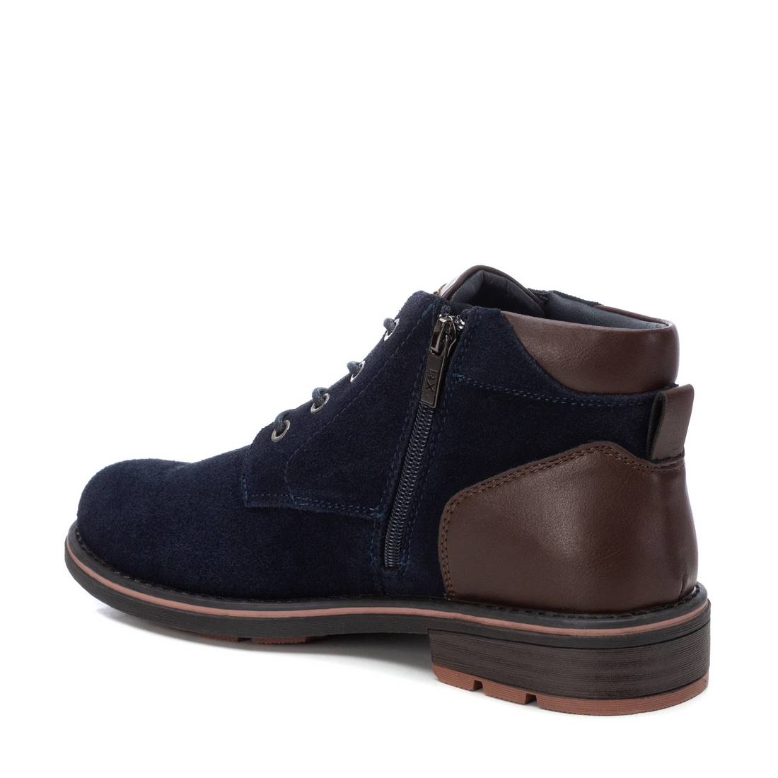 BOTIN DE CABALLERO COLOR MARRON MODELO 143219 XTI