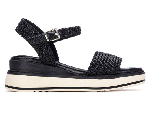 SANDALIA DAMA COLOR NEGRO MODELO 145251