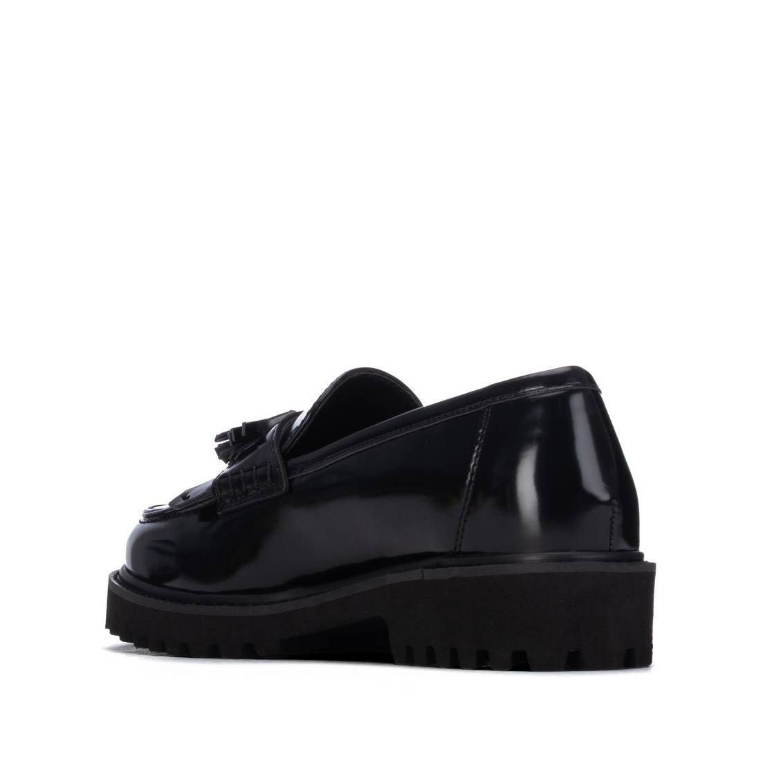 MOCASIN DAMA COLOR NEGRO MODELO 146300 XTI