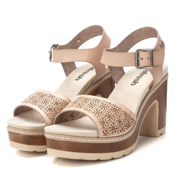 SANDALIA DE TACON COLOR BEIGE MODELO 172781