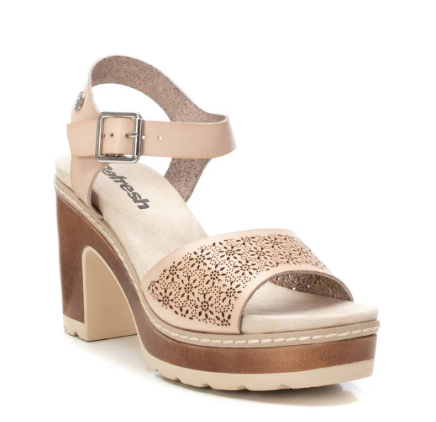 SANDALIA DE TACON COLOR BEIGE MODELO 172781