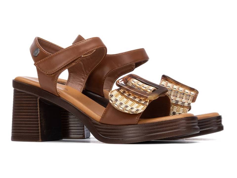 SANDALIA DE TACON COLOR CAMEL MODELO 175027