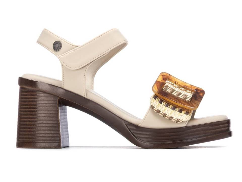 SANDALIA DE TACON COLOR BEIGE MODELO 175027