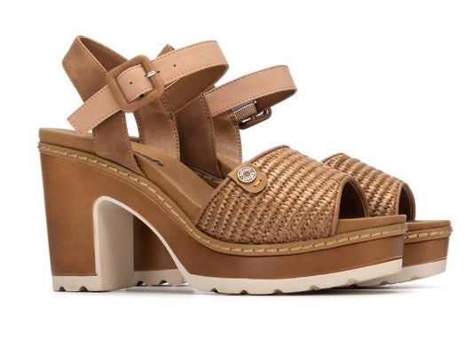 SANDALIA DE TACON COLOR CAMEL MODELO 175281