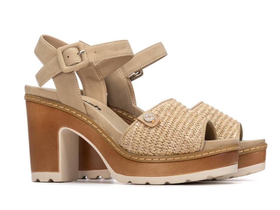 SANDALIA DE TACON COLOR TAUPE MODELO 175281